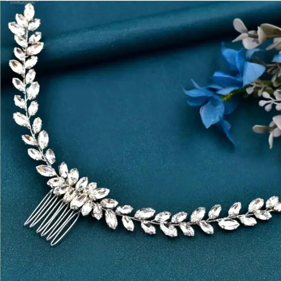 Luxury Bridal Crystal Hair Piece Comb - Picture 5 of 9